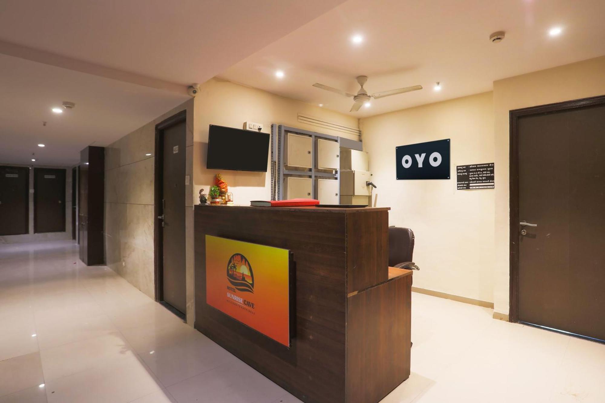 Hotel O Sunrise Cave Bhatha المظهر الخارجي الصورة